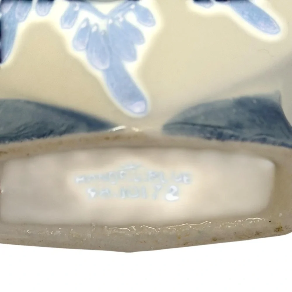 Delft Blue Bud Vase Heart Shaped Blue White Windmill Hand Painted 4in Excellent